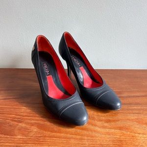 ESCADA Navy Leather Cap Toed Heels